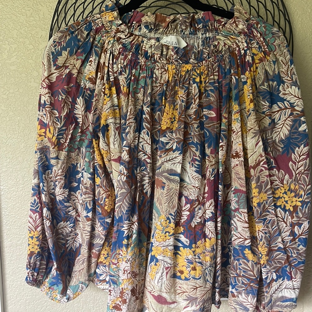 The‎ Great. The Prim Top Cotton floral smocked Women's Top size 2-medium